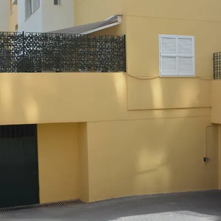 Arruzafa Front - Free Parking *