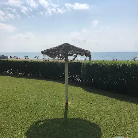 Arruzafa Front - Free Parking شقة